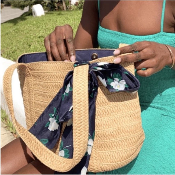 Draper James Straw Bag with Floral Scarf, Woven Top-Handle Tote & Snap Closure - Picture 3 of 12